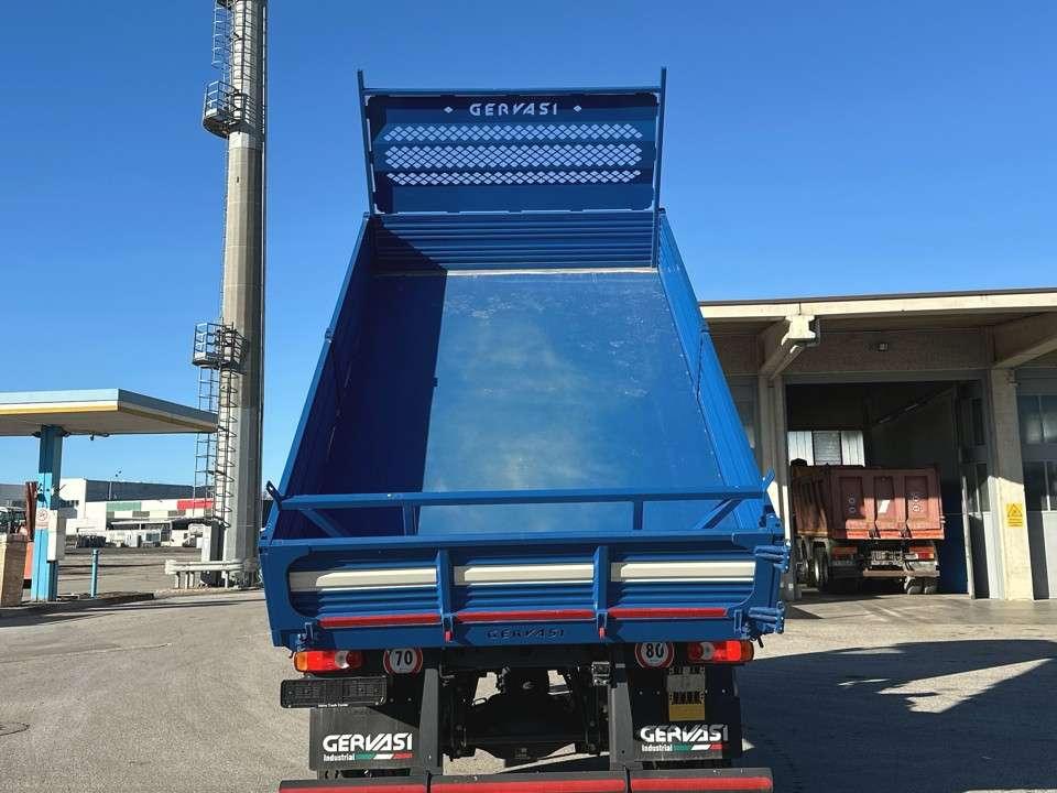 Volvo FL280 4x4 Photo 8