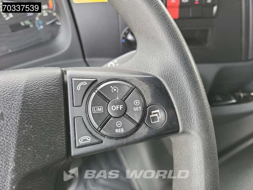 Mercedes Atego 1324 4X2 6-Cylinder Engine Automatic Tailgate Euro 6 Photo 23