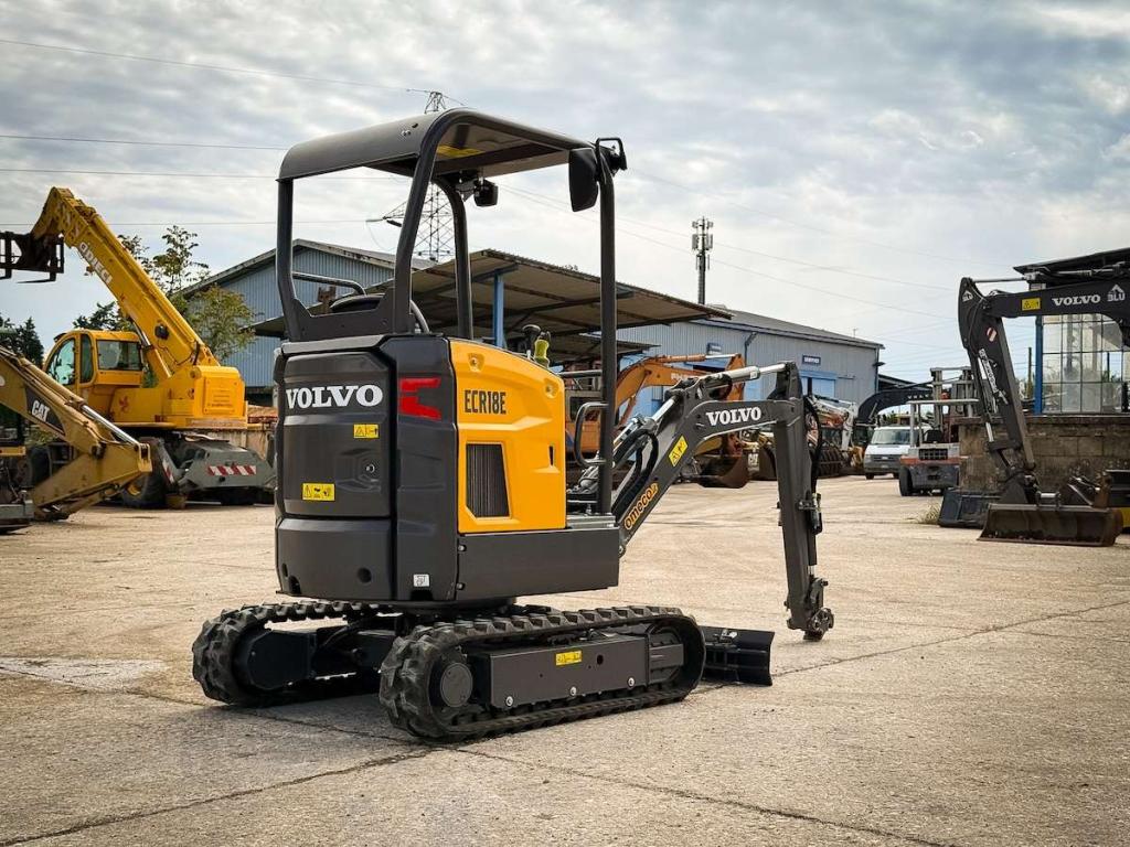 Volvo ECR18E Photo 3