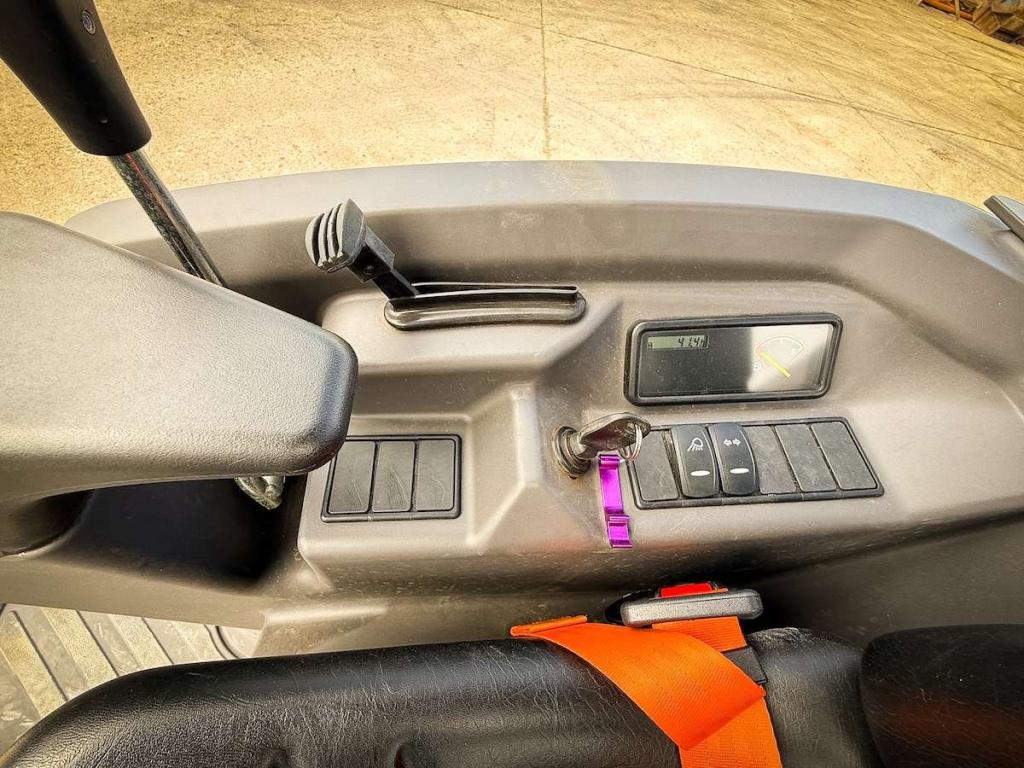 Volvo ECR18E Photo 7