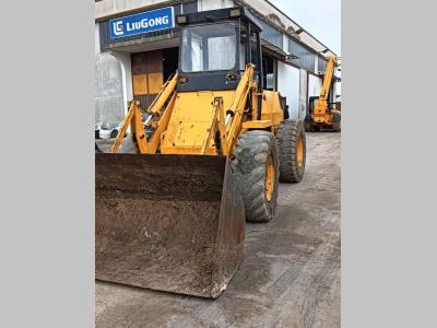 JCB 410E sold by Euro Tractors Sud Srl