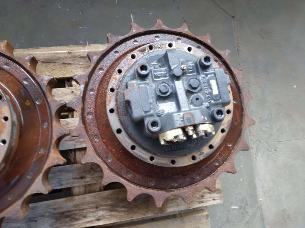 Travel drive for Komatsu PC228US Photo 9