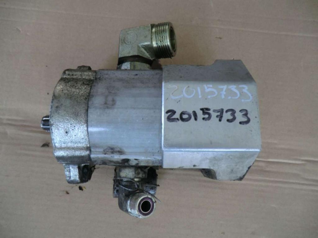 Hydraulic pump for Caterpillar 735 Photo 1
