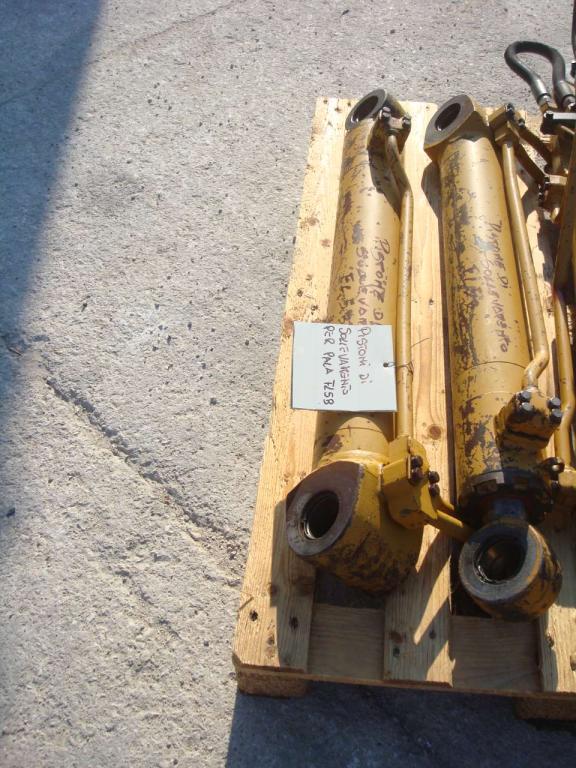 Lifting piston for Fiat Allis FL5B Photo 1