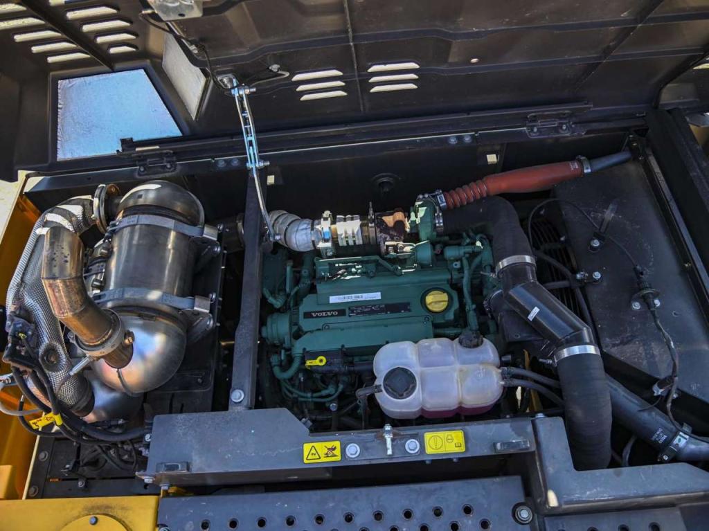 Volvo EC210FNL5 Photo 26