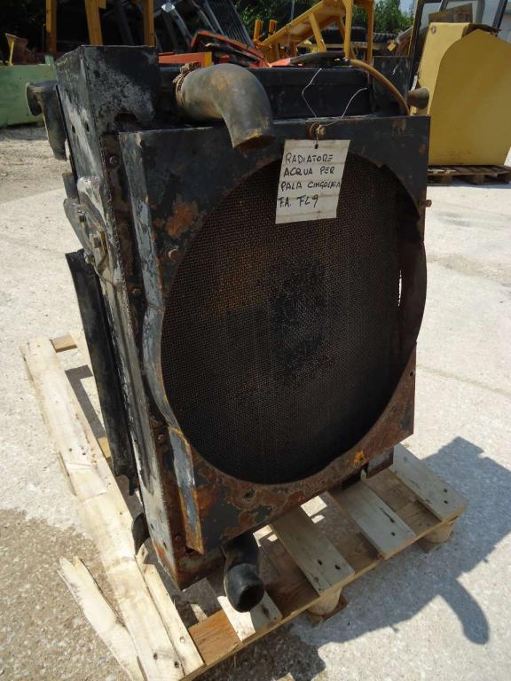 Water radiator for Fiat Allis FL9 Photo 3