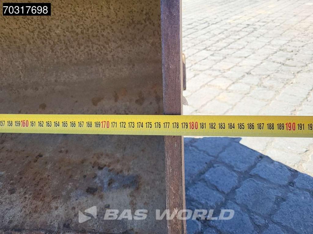 Volvo EWR150 E Outriggers + Blade Photo 18