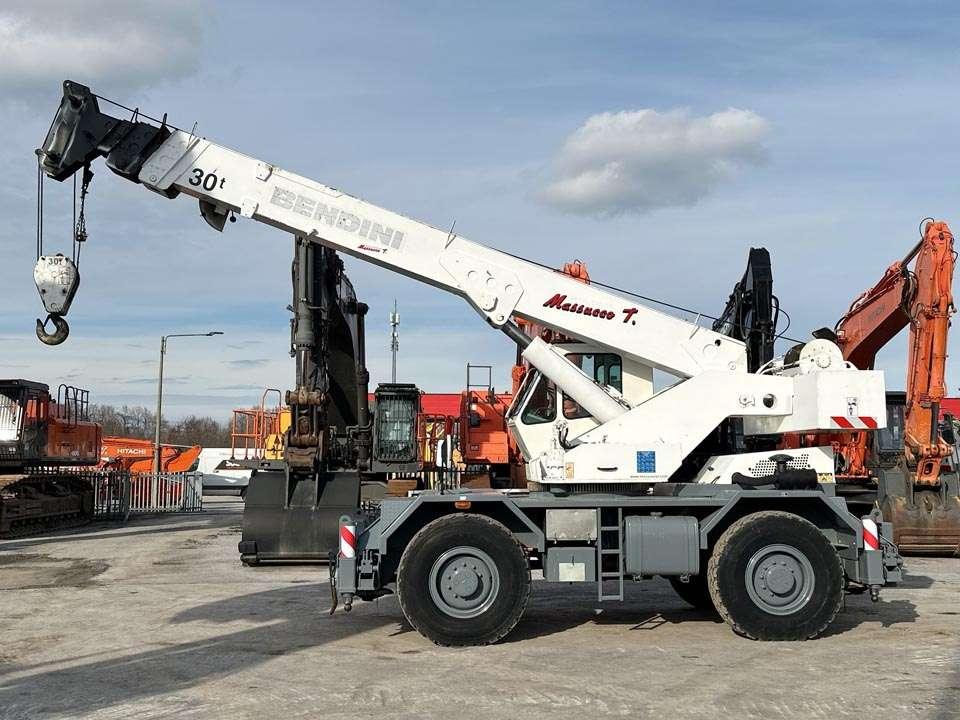Terex A300 4x4 Photo 2