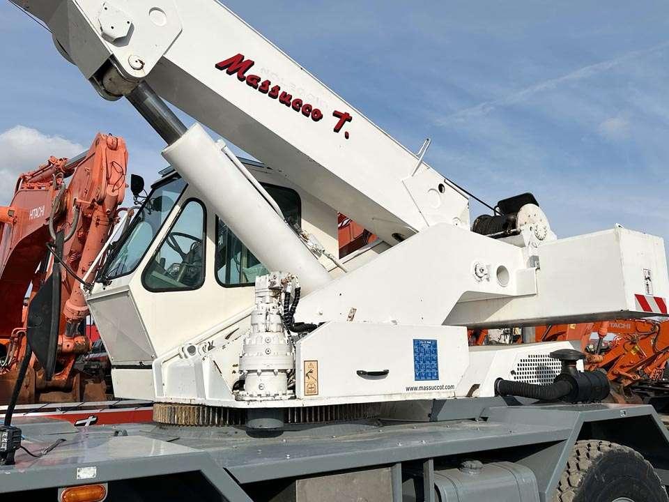 Terex A300 4x4 Photo 6