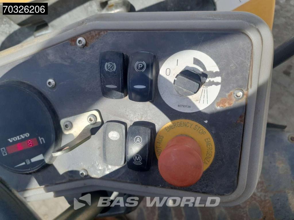 Volvo DD25 Photo 26