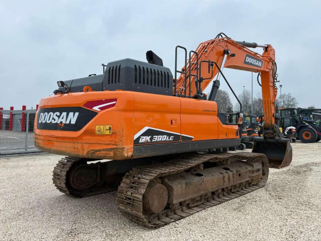 Doosan DX300LC-7 Photo 4