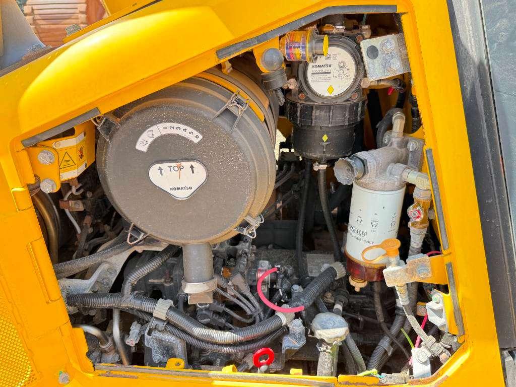 Komatsu D61PX-24 - Ripper Valve / Camera Photo 21