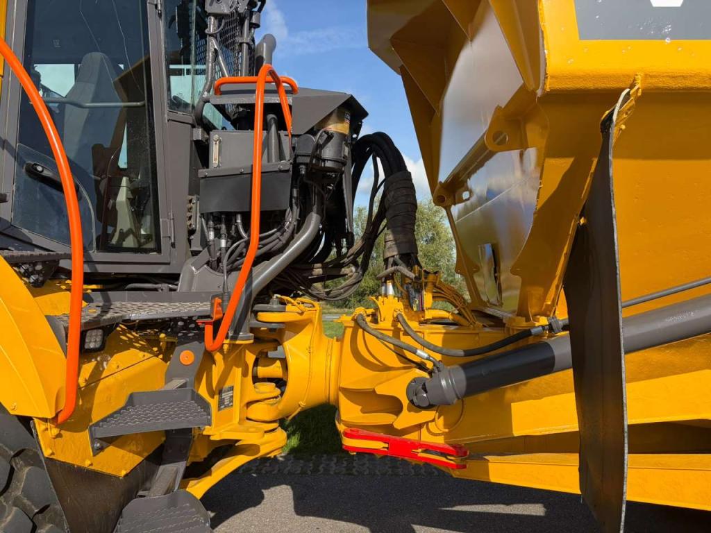 Volvo A25G Photo 16