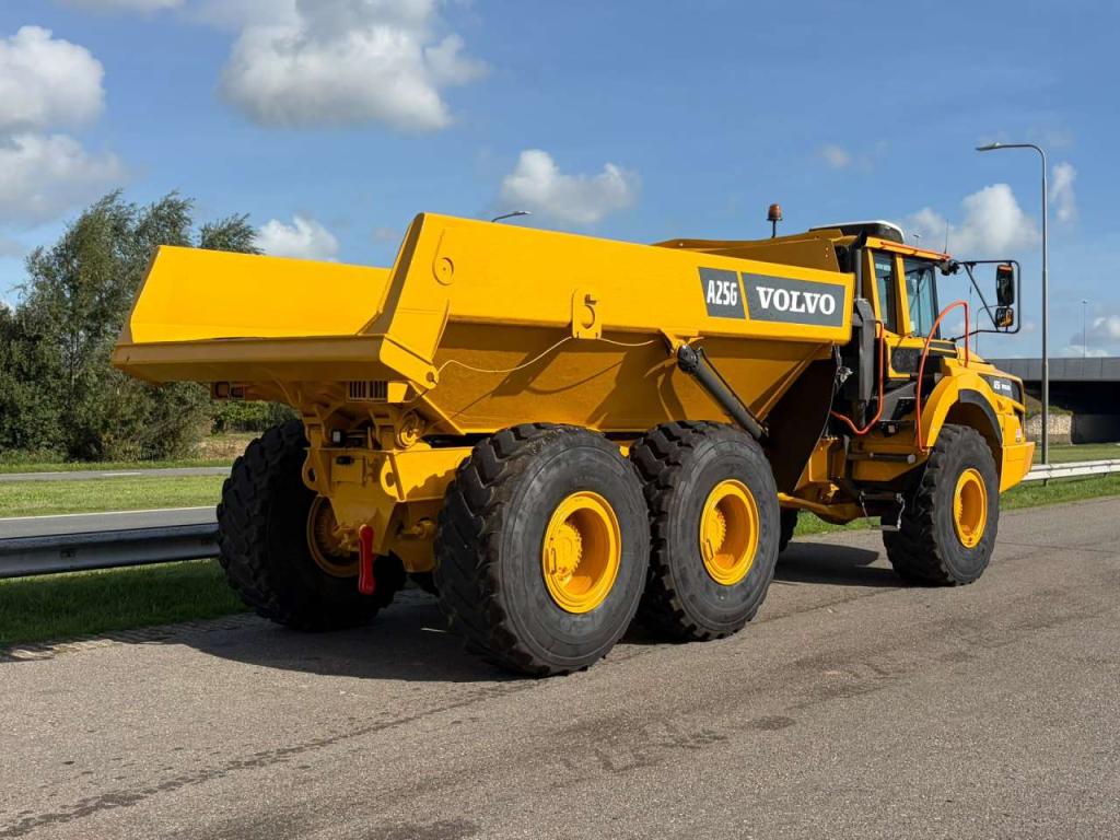 Volvo A25G Photo 5