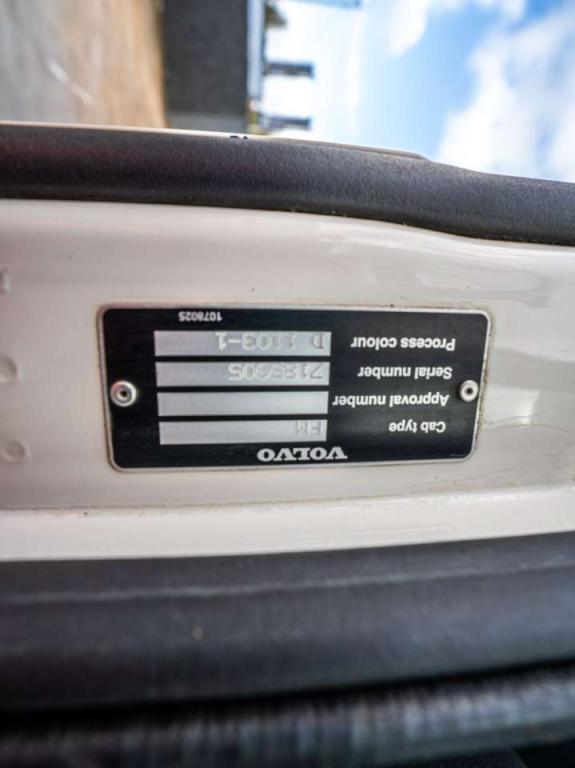 Volvo FMX 420+HYDR Photo 24