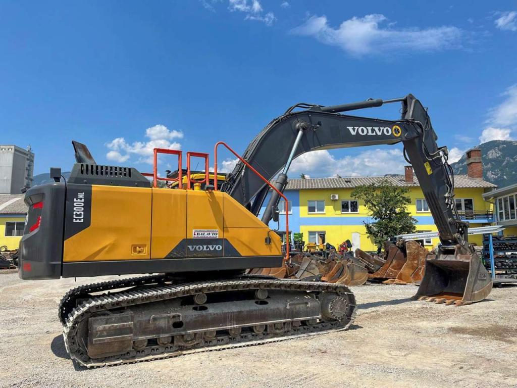 Volvo EC300ENL Photo 4