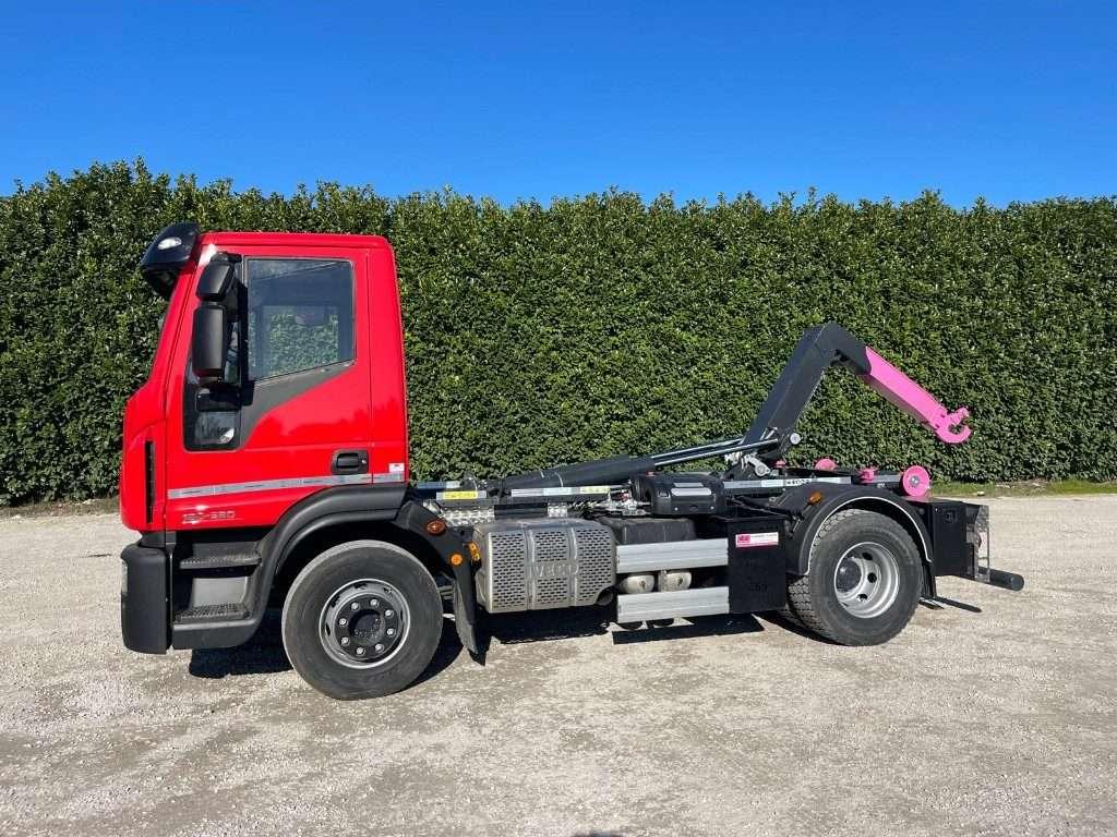 Iveco EUROCARGO 160E SCARRABILE Photo 2
