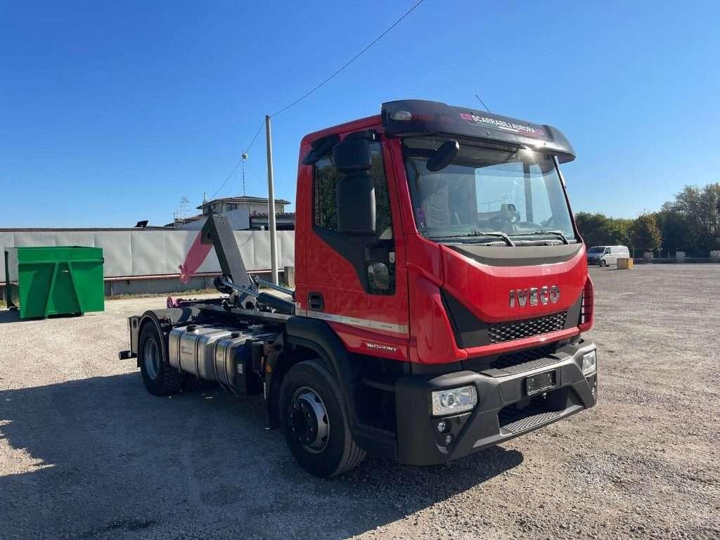 Iveco EUROCARGO 160E SCARRABILE Photo 8