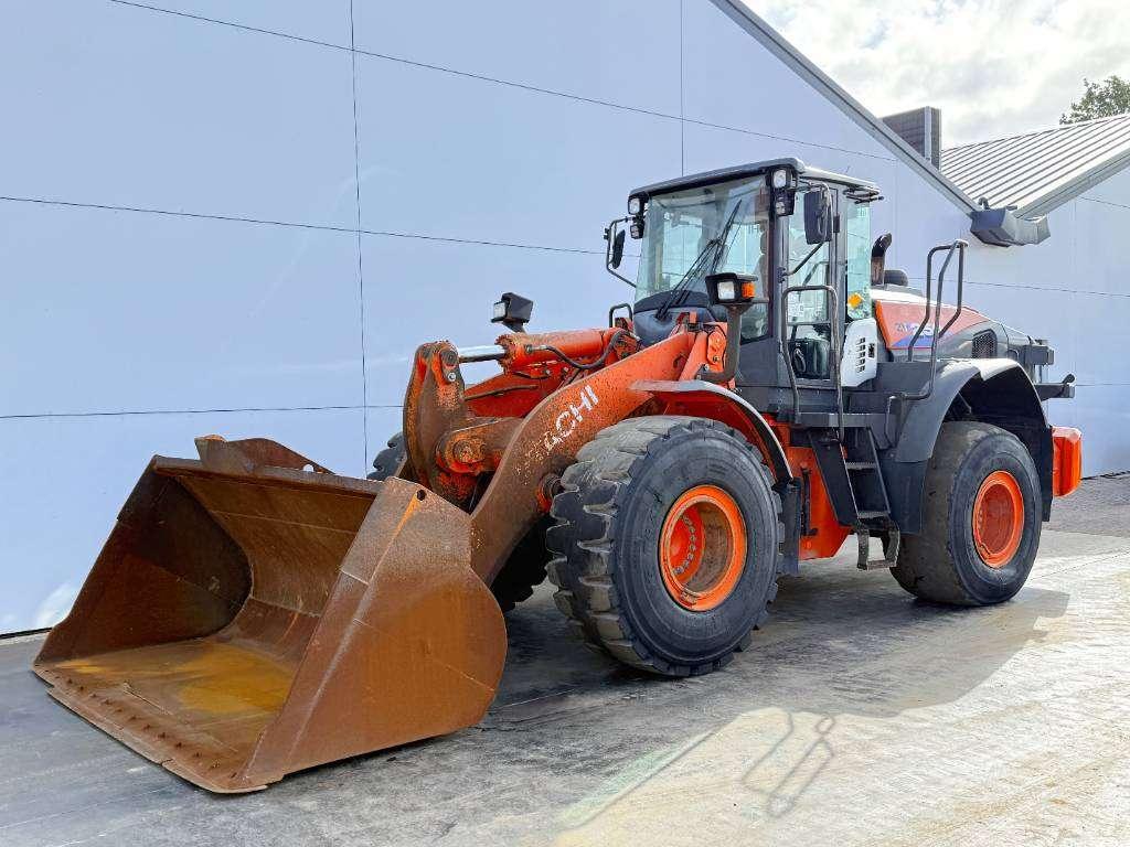 Hitachi ZW250-6 - CDC / 3rd Function / Auto Greasing Photo 2