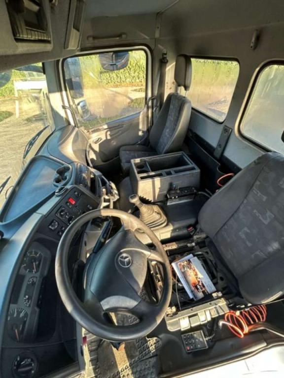 Mercedes-Benz Hook lifts truck Photo 6