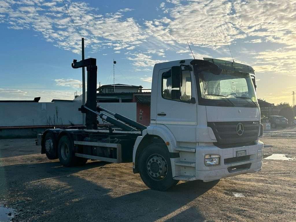 Mercedes-Benz Hook lifts truck Photo 7