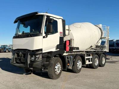 Renault C430 8x4 sold by Massucco T. Srl