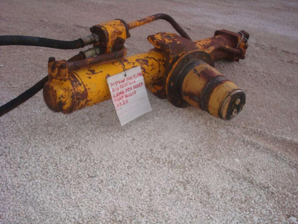Lifting piston for Fiat Allis AD20/BD20 Photo 1