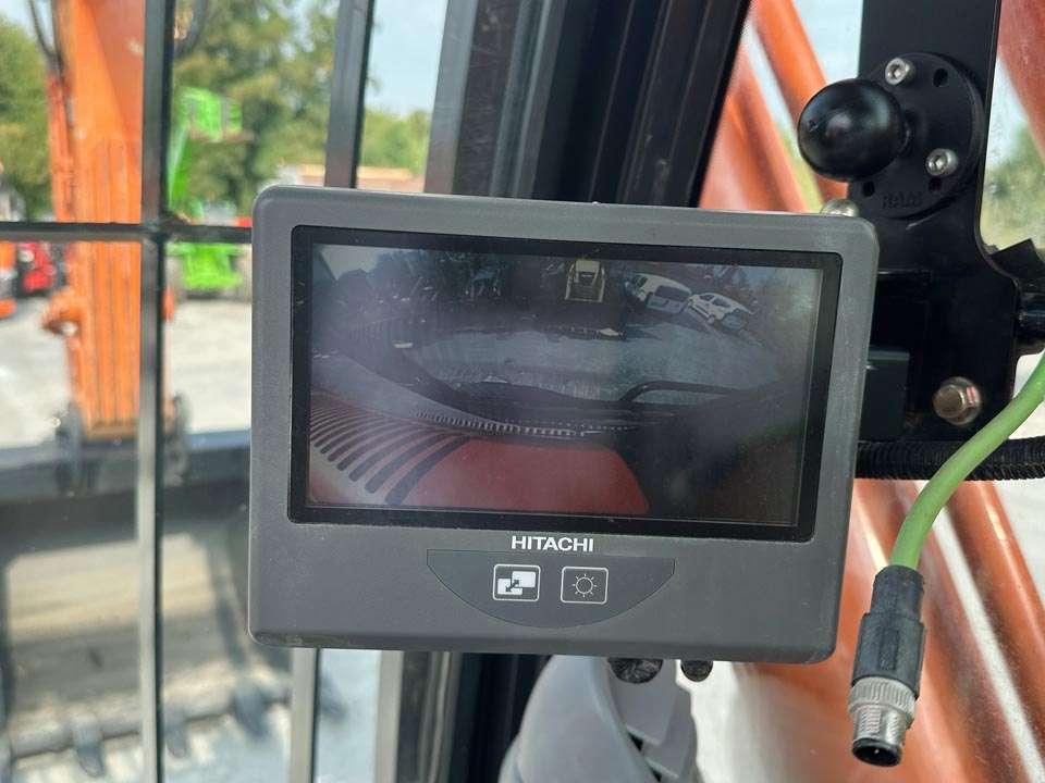 Hitachi ZX350LCN-6 Photo 19