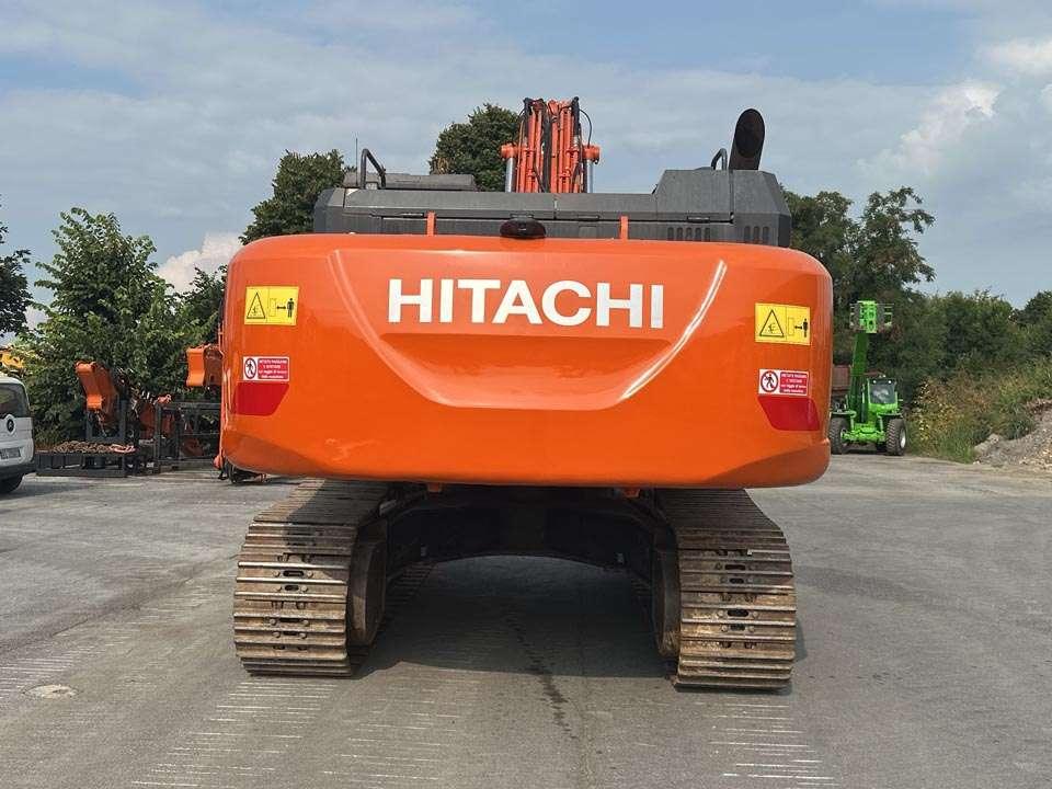 Hitachi ZX350LCN-6 Photo 24