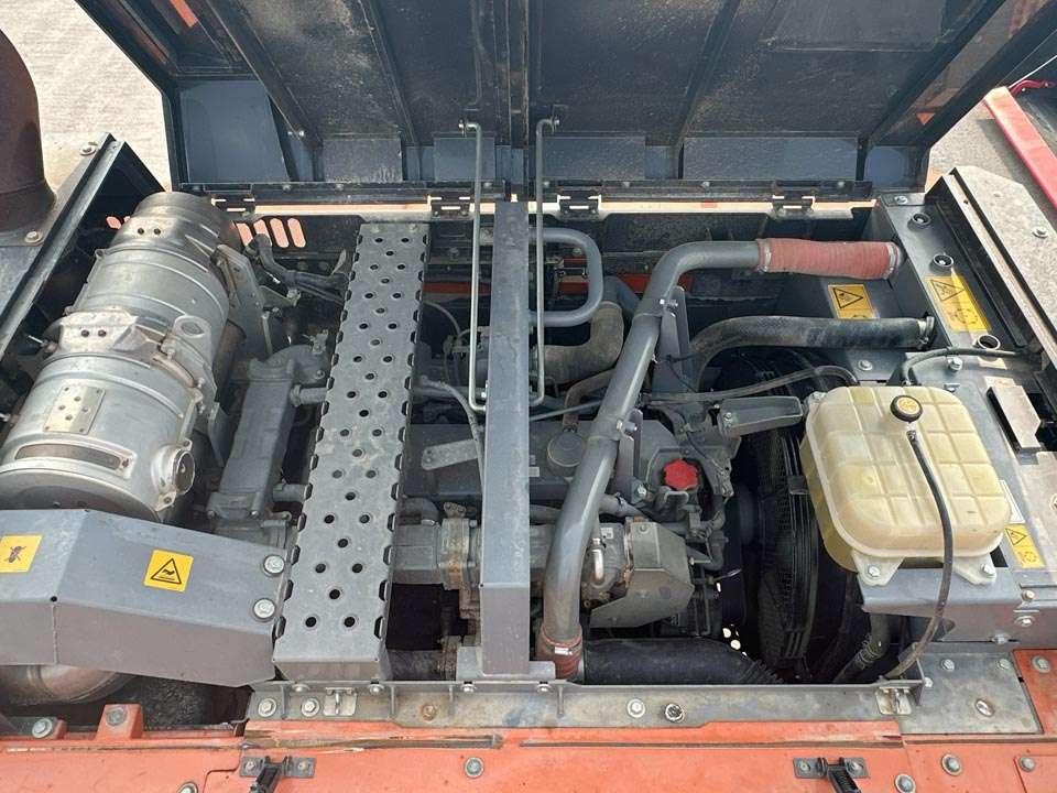 Hitachi ZX350LCN-6 Photo 8