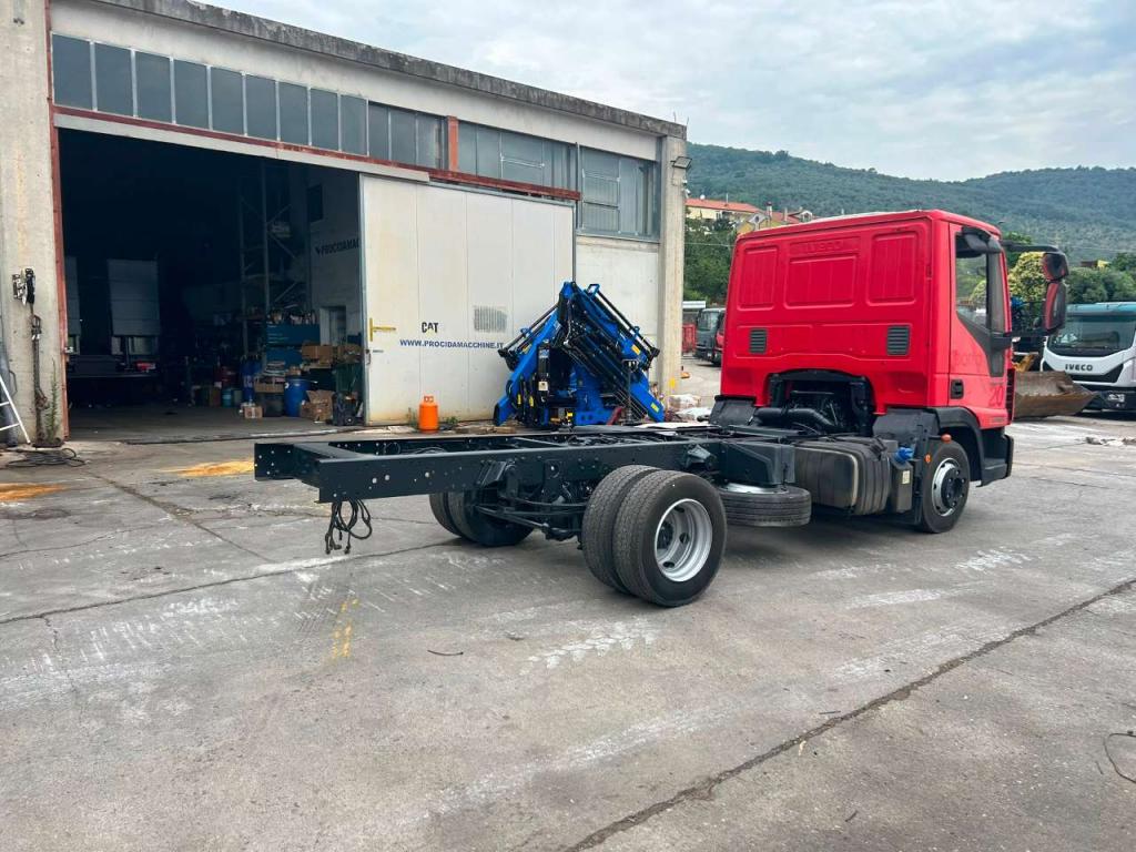 Iveco EUROCARGO 80-190 Photo 11