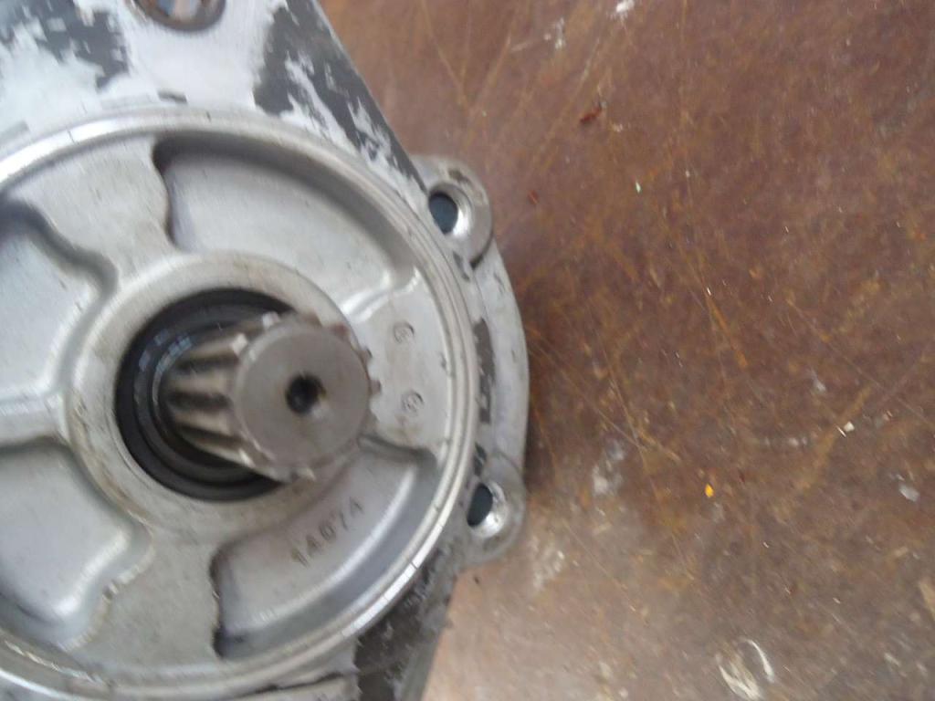 Transmission hydraulic pump for Fiat Kobelco W270 - CODICE 76049140 Photo 3