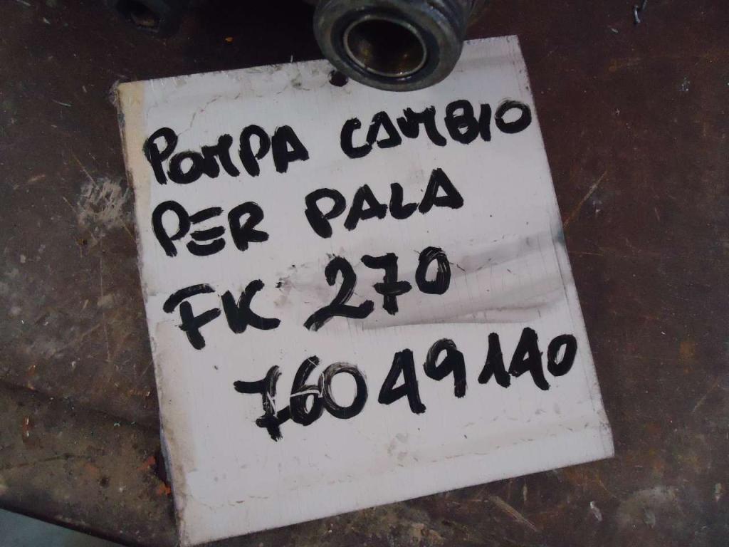 Transmission hydraulic pump for Fiat Kobelco W270 - CODICE 76049140 Photo 4