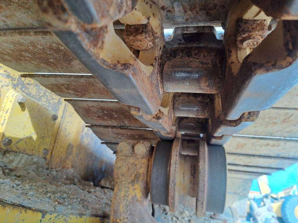 Komatsu D61PXi-24 Photo 10