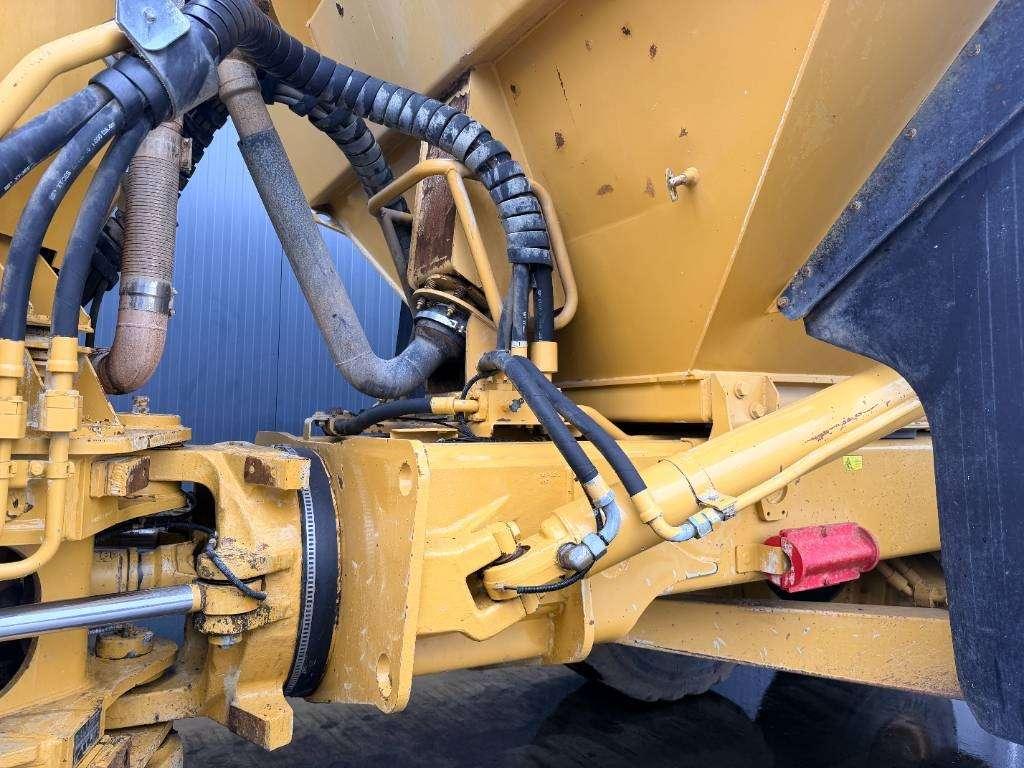 Caterpillar 735 Photo 15