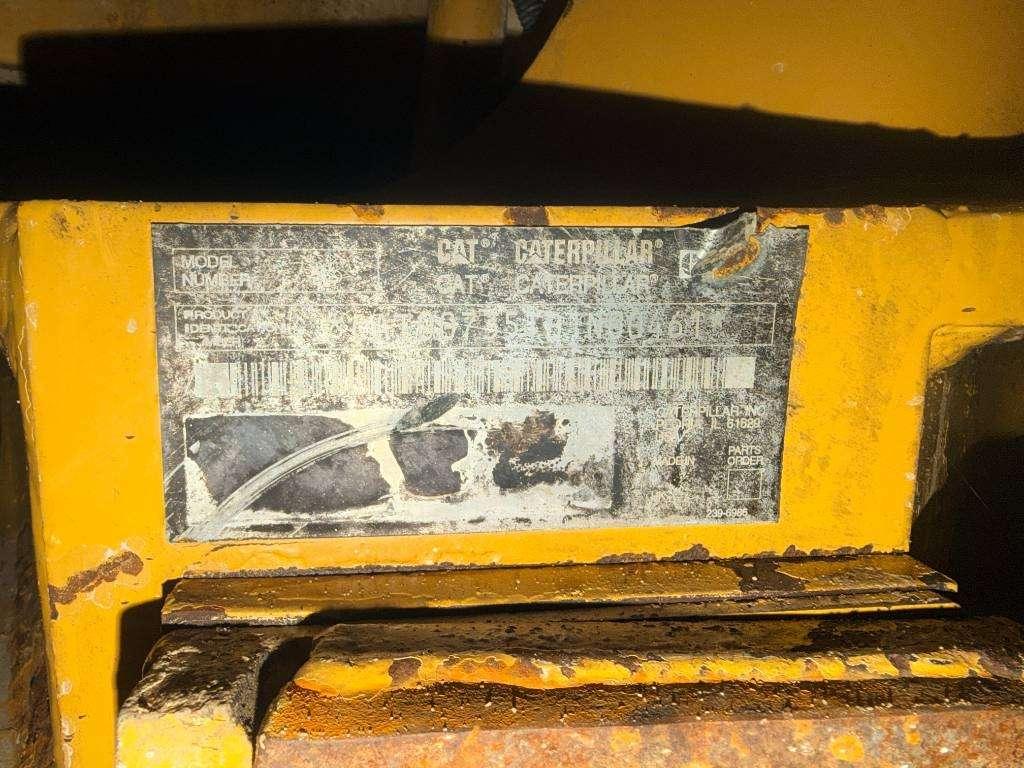 Caterpillar 735 Photo 2