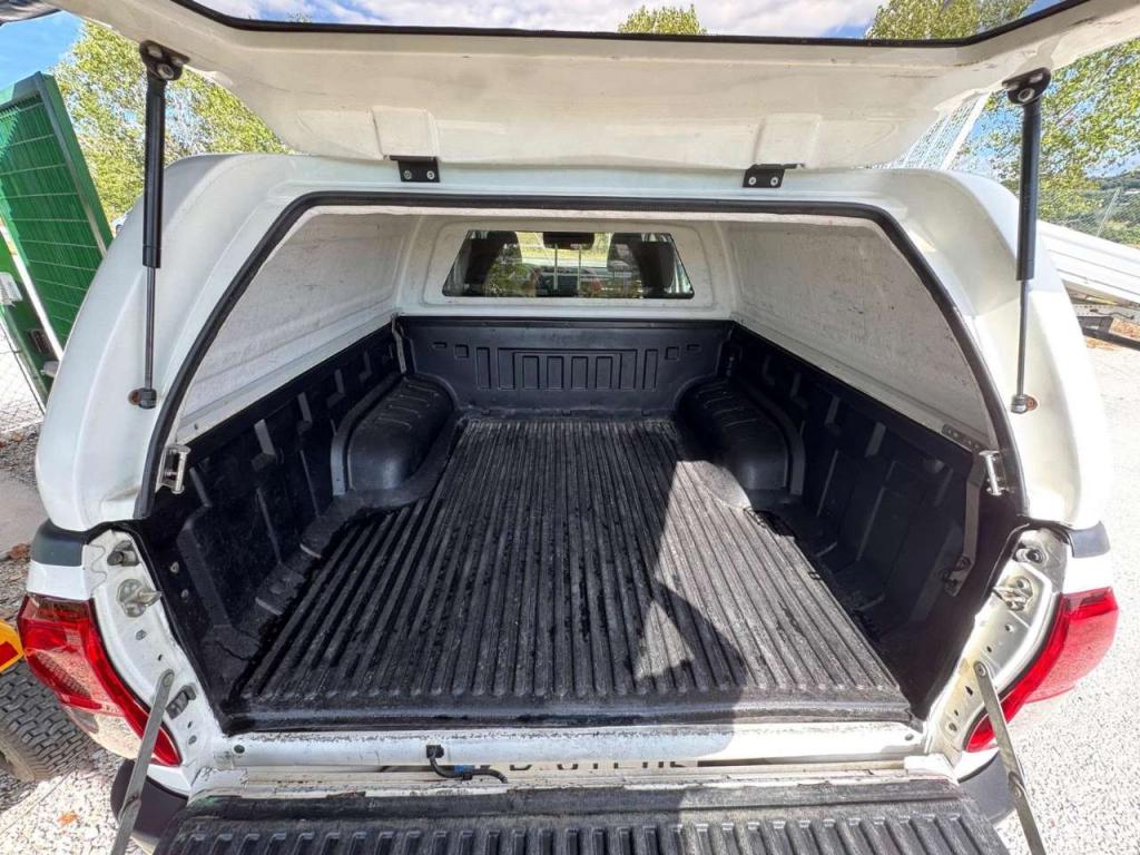 Toyota HILUX 2.4 4X4 MANUALE Photo 5