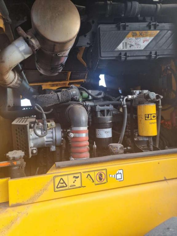 JCB 437HTT4 Photo 12