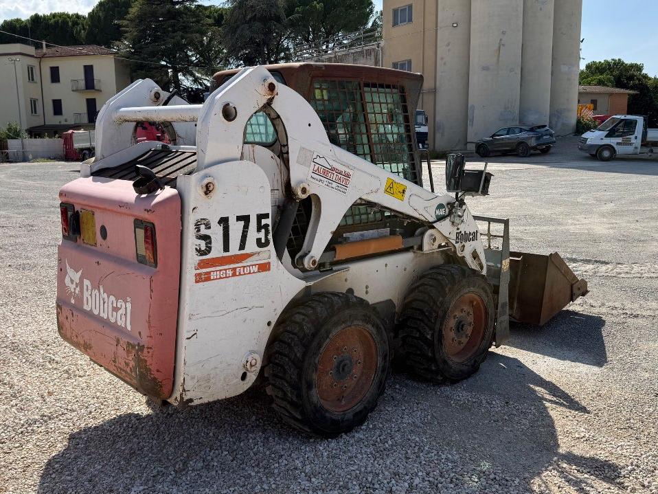 Bobcat S175 Photo 3