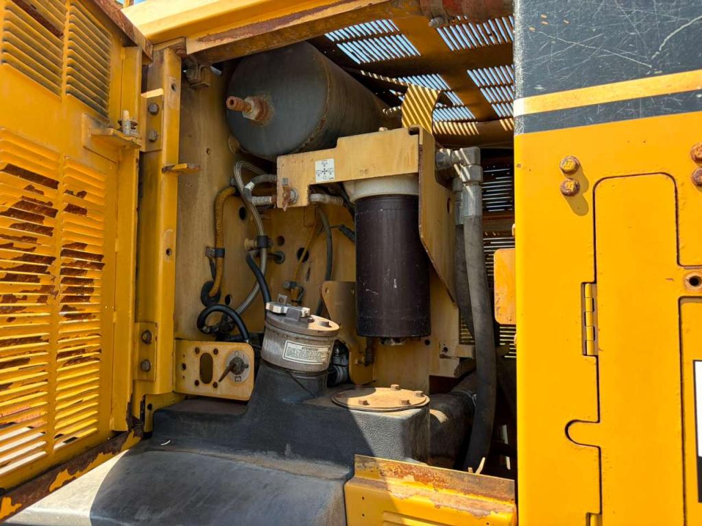 Caterpillar 140H Photo 30