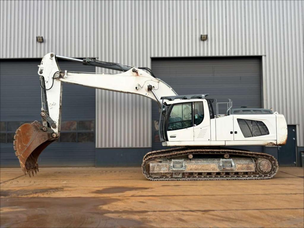 Liebherr R950 SHD (R945 / R946) Photo 1