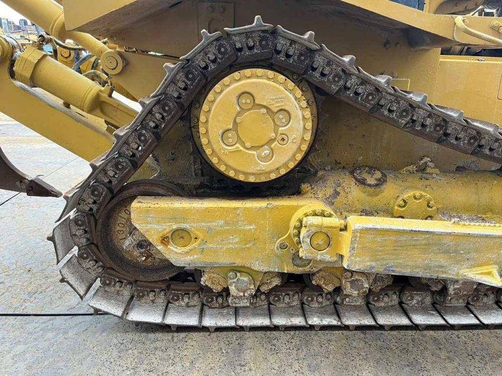 Caterpillar D8R - Single shank ripper Photo 15