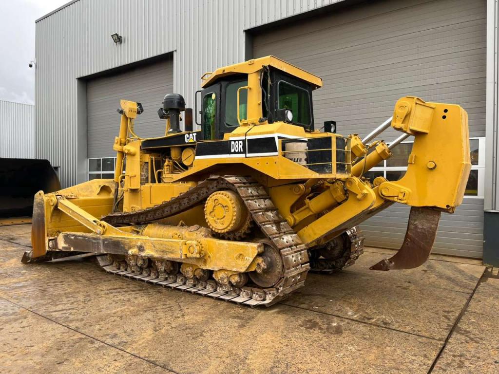 Caterpillar D8R - Single shank ripper Photo 3