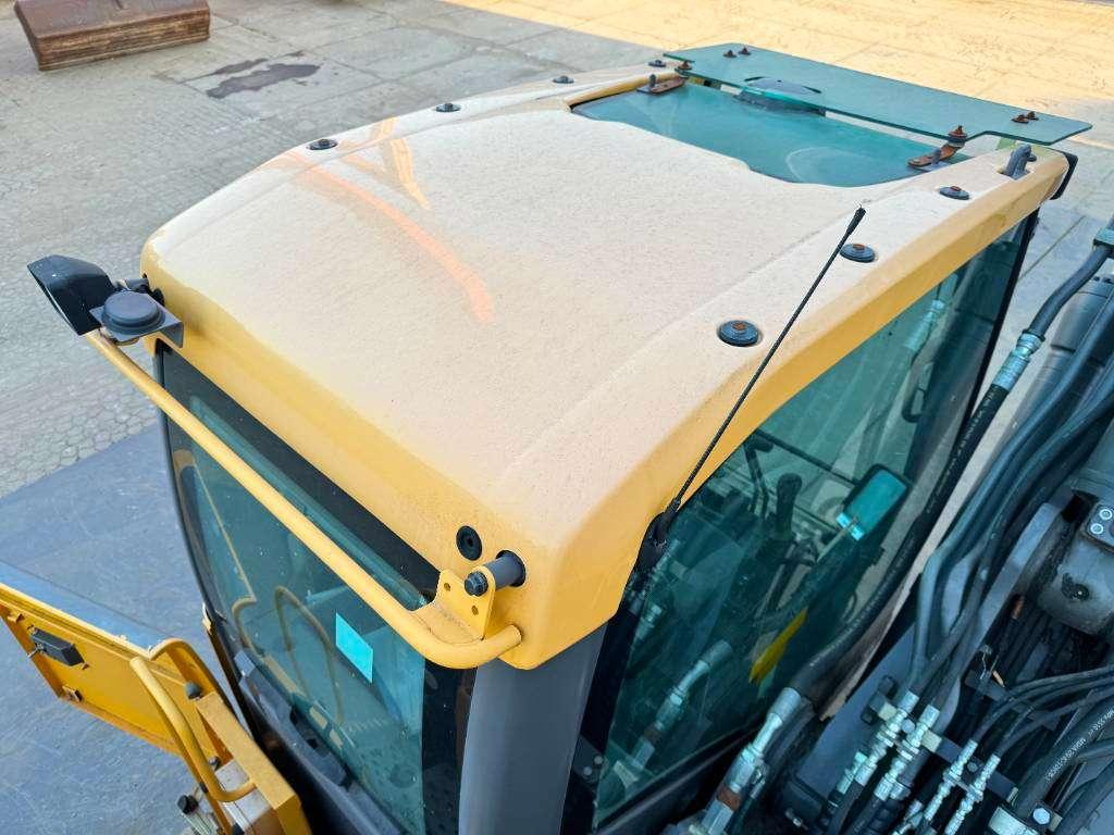 Volvo EC180DL - Triple Boom / Hammer Lines Photo 28