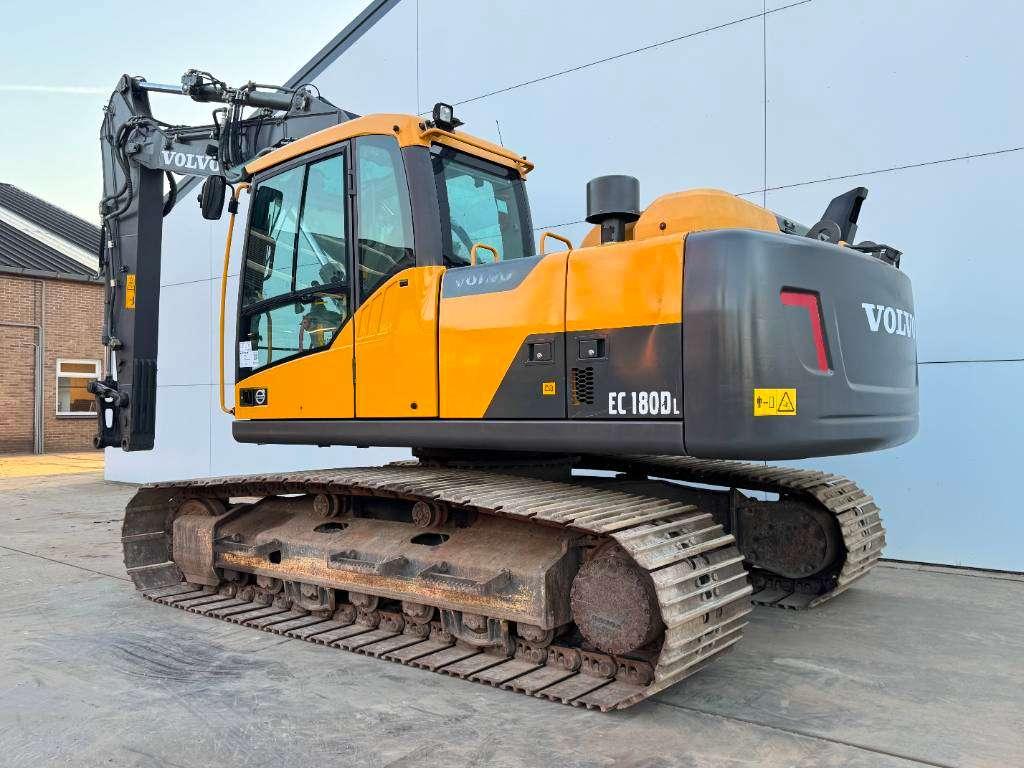 Volvo EC180DL - Triple Boom / Hammer Lines Photo 3