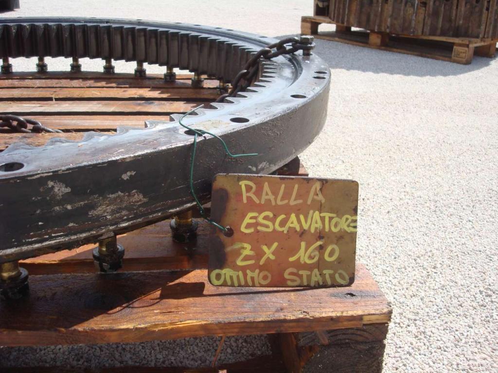 Slewing ring for Hitachi ZX 160 Photo 2