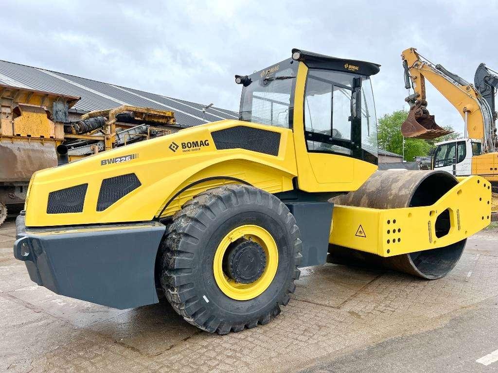 Bomag BW226-5CL - New / Unused Photo 5