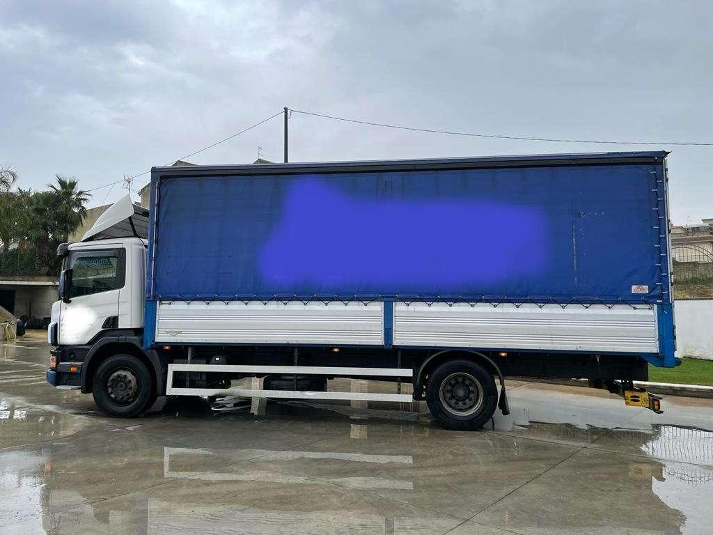 Scania P 94 260 Photo 5