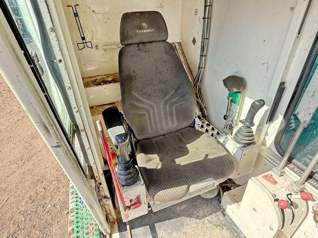 Hitachi KH150GLS-2 - 30.3m Drill / Powerpack / Hydr Tracks Photo 8