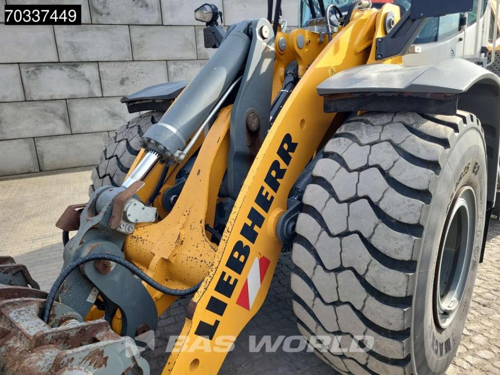 Liebherr L550 Photo 13